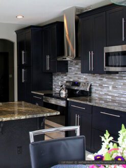 Modern Glass Metal Backsplash Tile Cabinet Granite Countertop