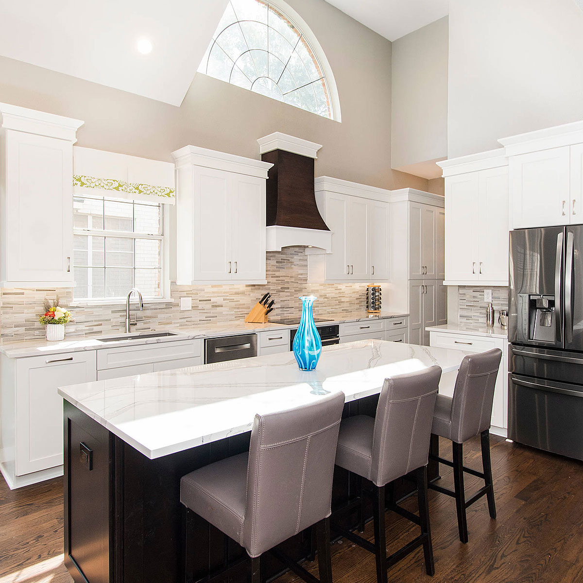 White quartz countertop island kitchen cabinets modern subway backsplash tile BA1034