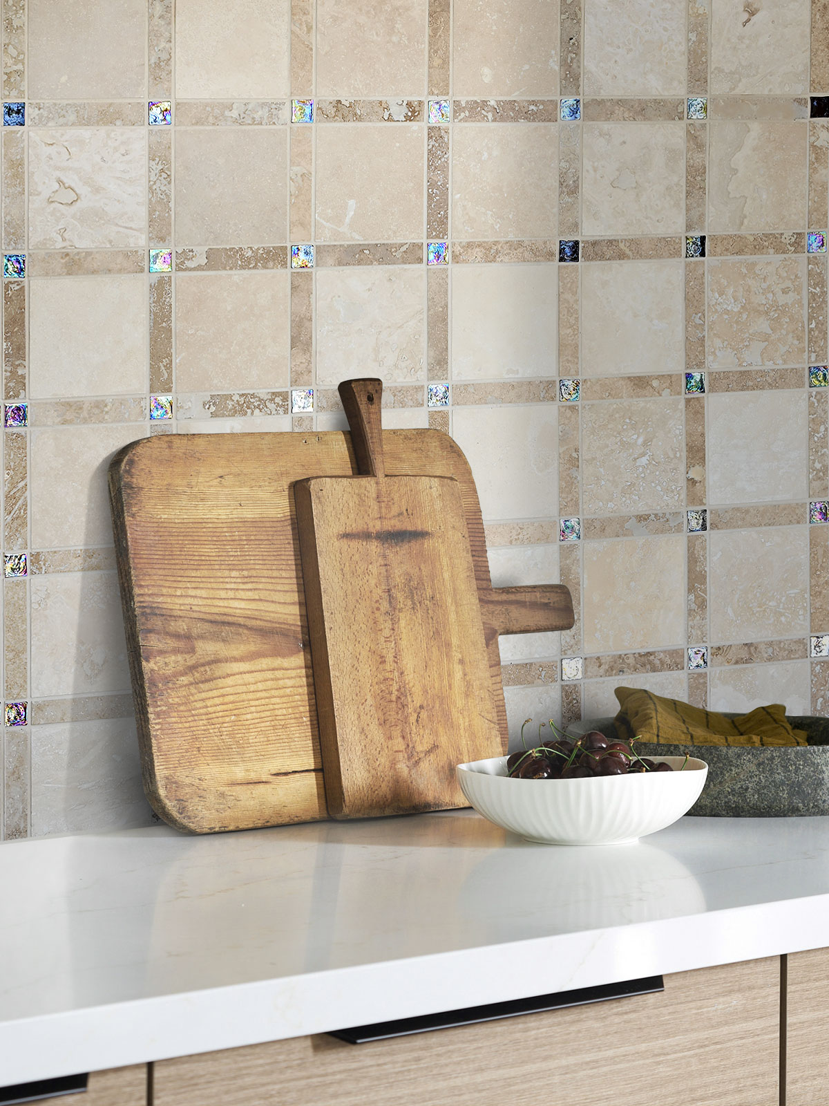 white quartz countertop with beige kitchen backsplash BA1029