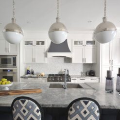 Flower marble mosaic backsplash tile white cabinet super white granite countertop BA45056