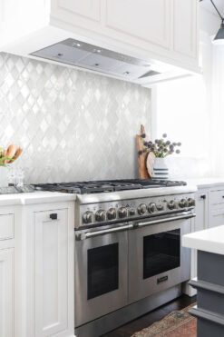 White Backsplash With White Quartz Countertop Ba62046