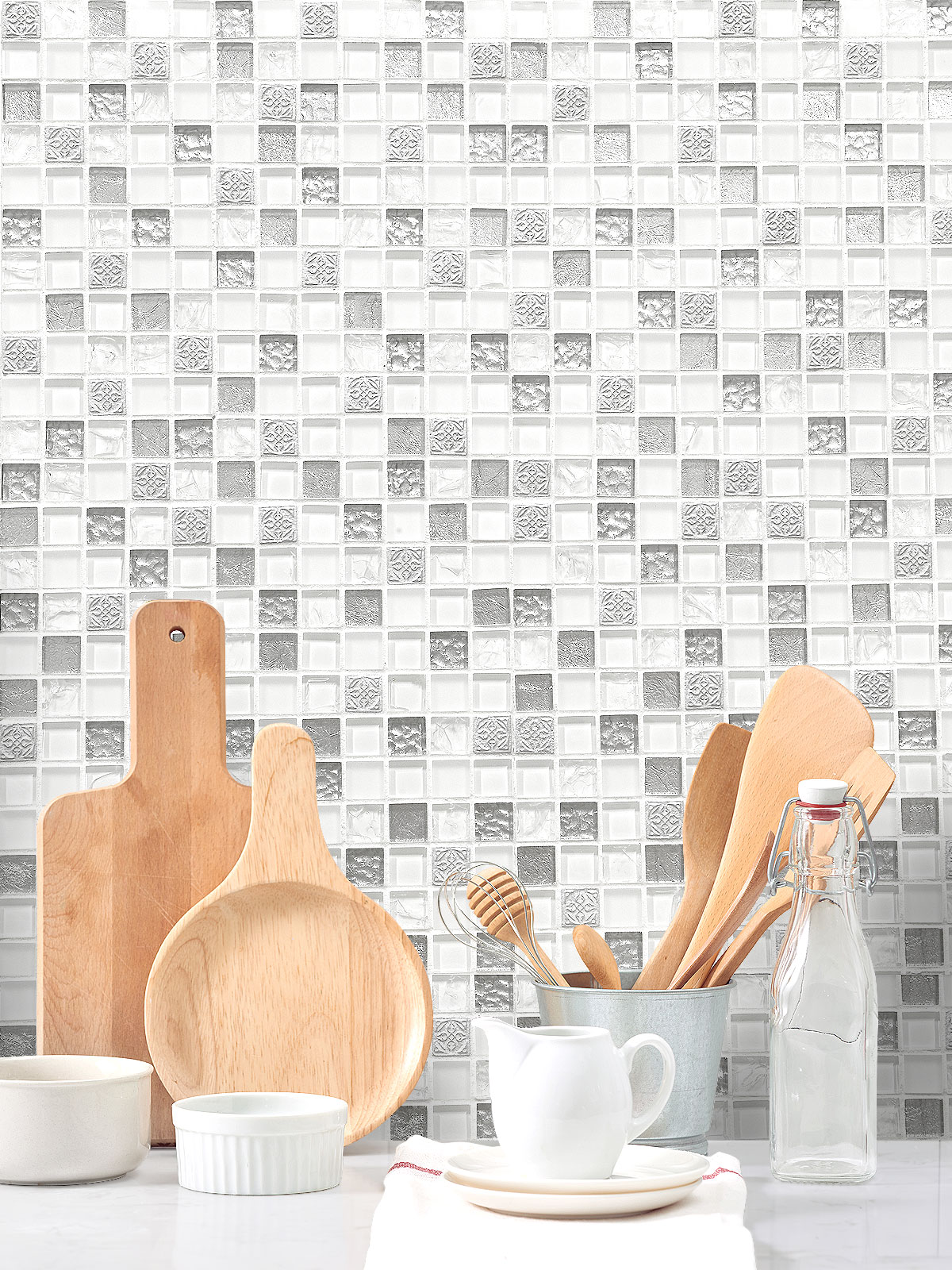 White Silver Mosaic Backsplash Tile 1 BA1206