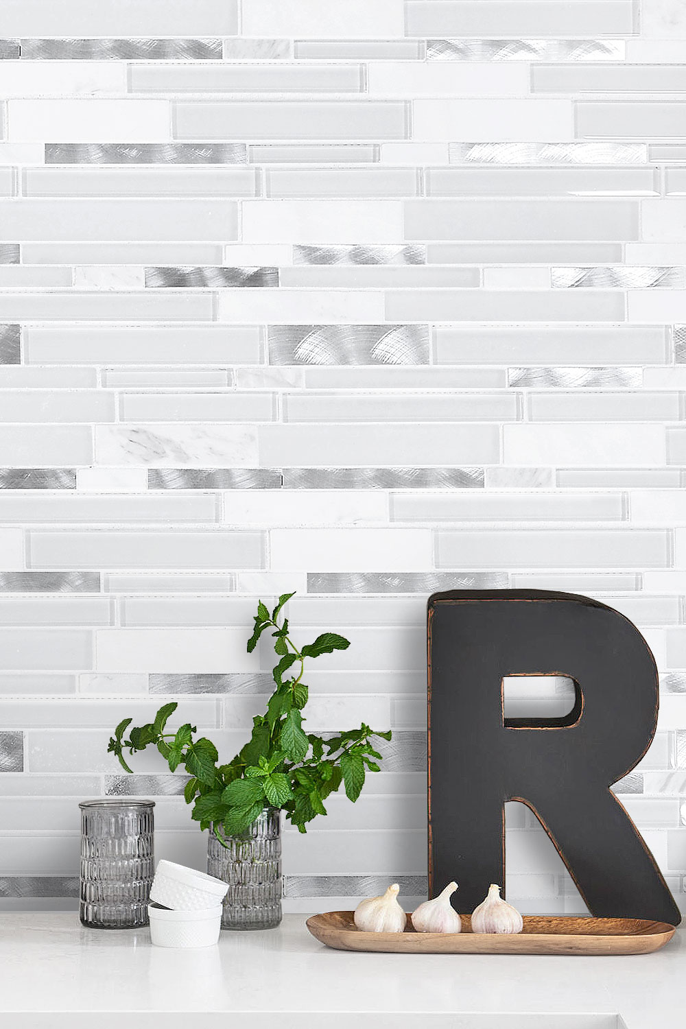 Modern style glass marble and metal mixed white kitchen backsplash tile. #whitebacksplash #glassbacksplash #metalbacksplash #modernbacksplash #marblebacksplash