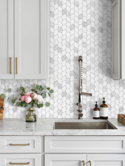 White Kitchen Cabinet with Marble Leaf Backsplash Tile BA6316