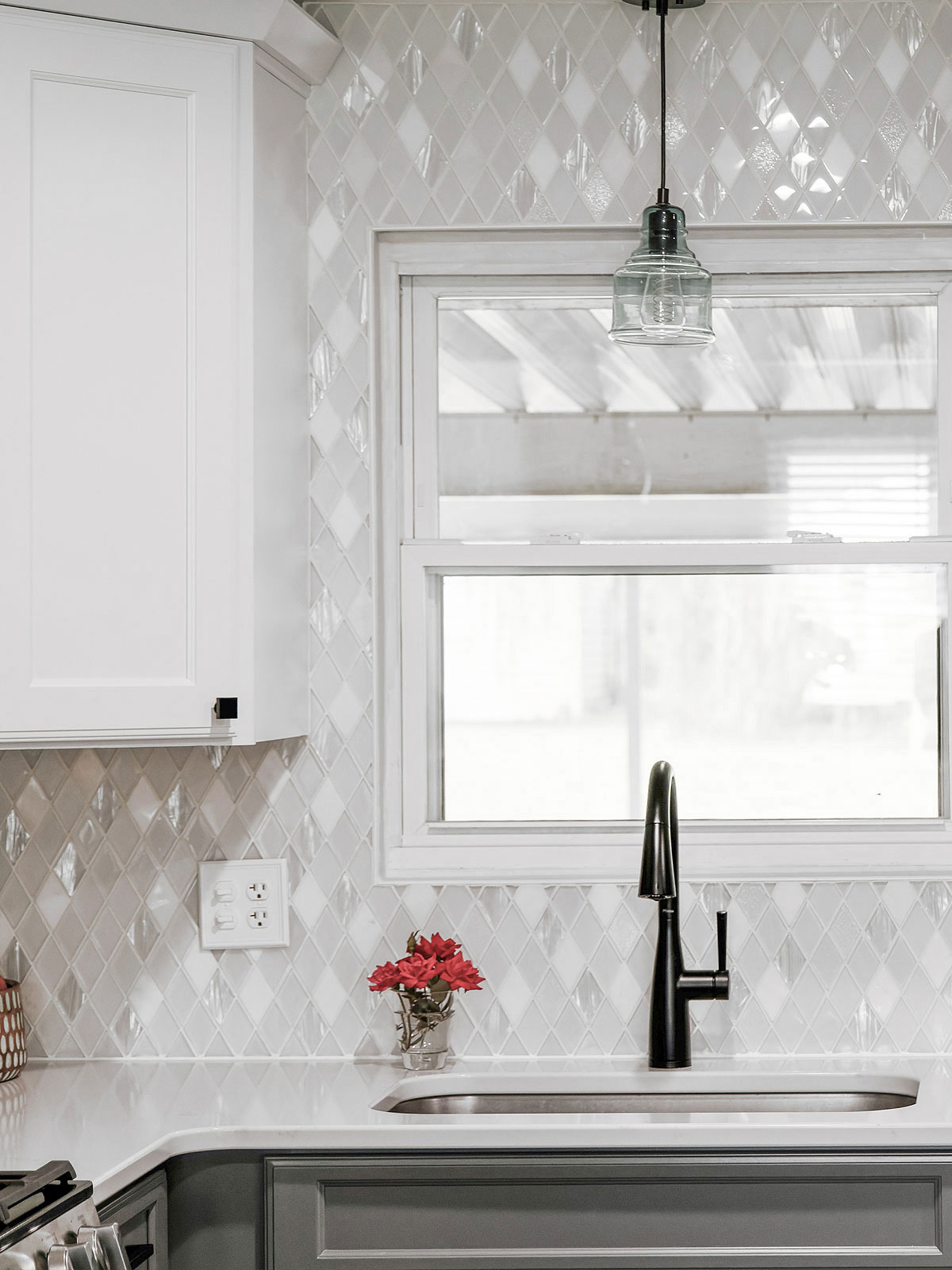 Gray And White Kitchen Cabinet Backsplash Tile With Glass And Marble BA62046