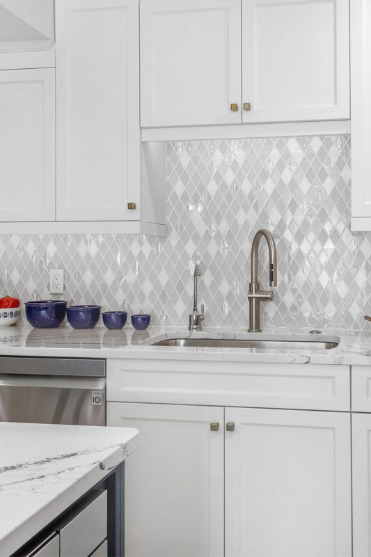 White Color Kitchen White Marble Glass Diamond Backsplash Tile BA62046