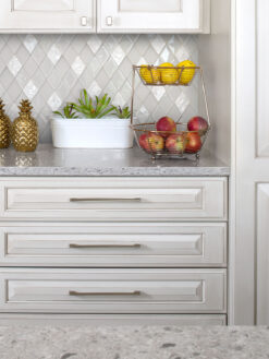 Beige Countertop with White Glass Shell Diamond Tile BA6706