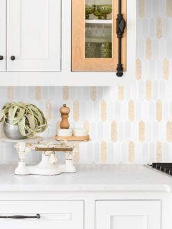 Glass Gold Pearl Picket Backsplash Tile BA6711