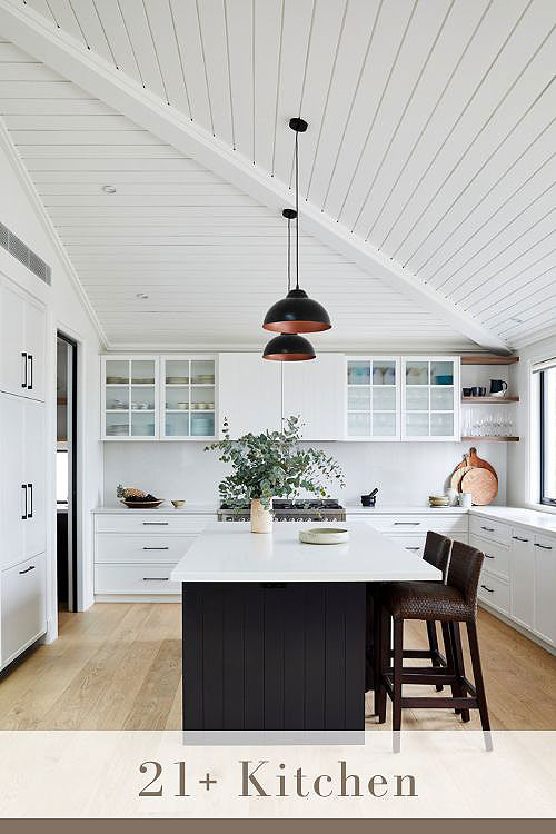 Backsplash for White Farmhouse Kitchen Complete the Pureness of White