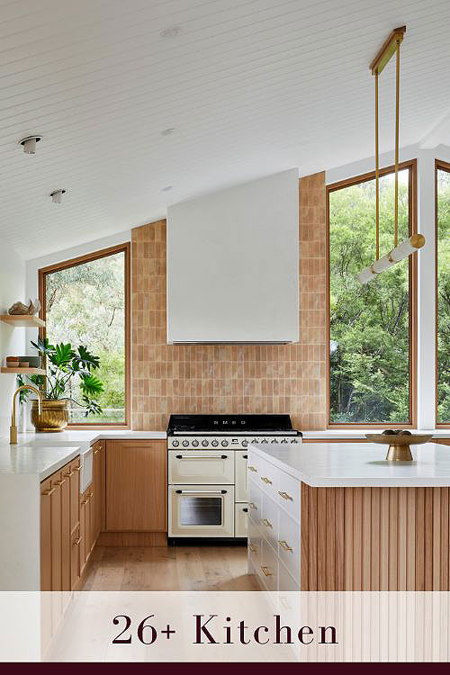 Backsplash for Wood Cabinet