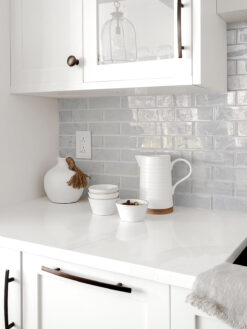 White Quartz Countertop Glitter Design Backsplash Tile BA8001