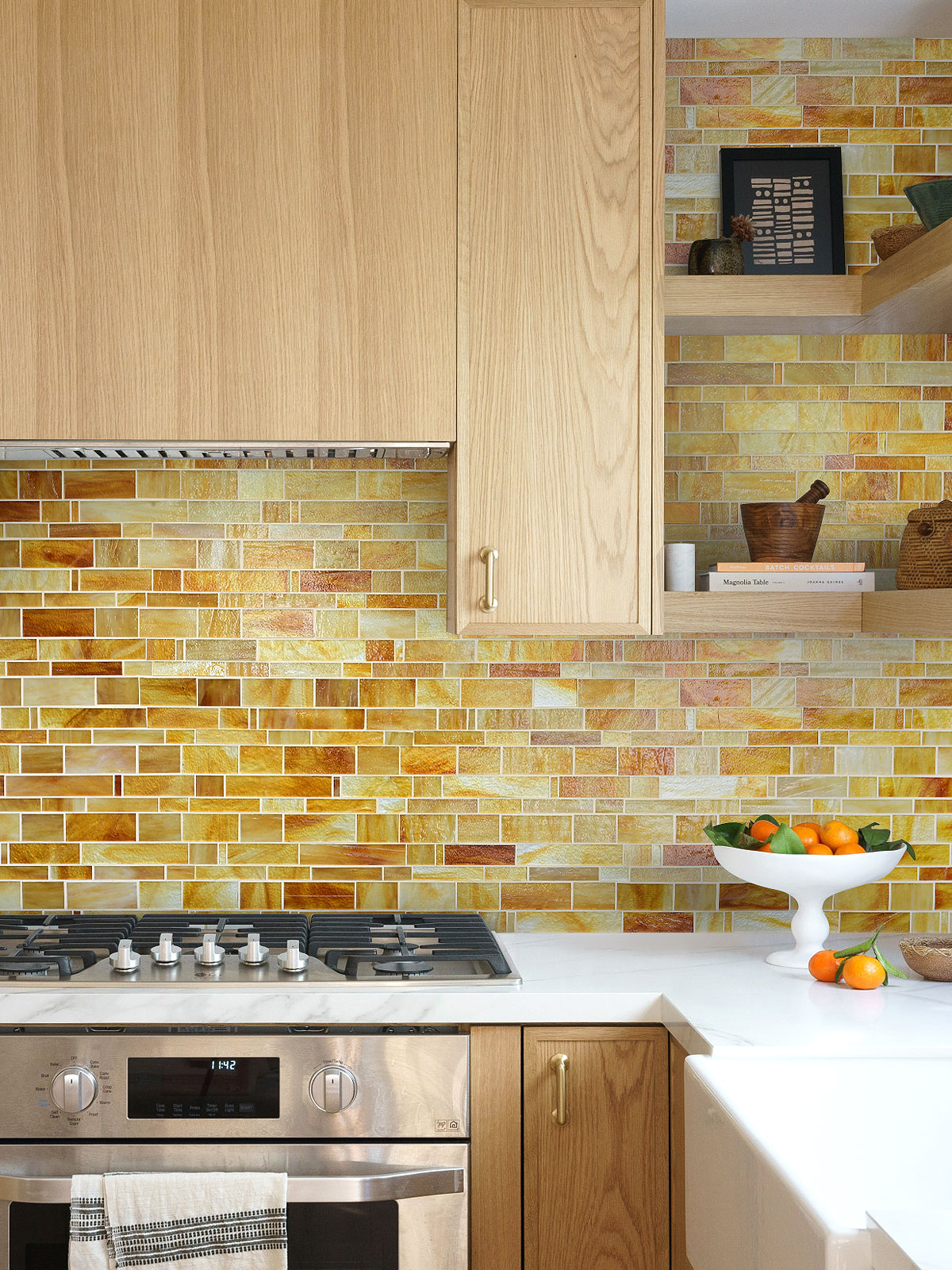 Light Brown Cabinet Honey Onyx Glass Subway Mosaic Tile BA7017