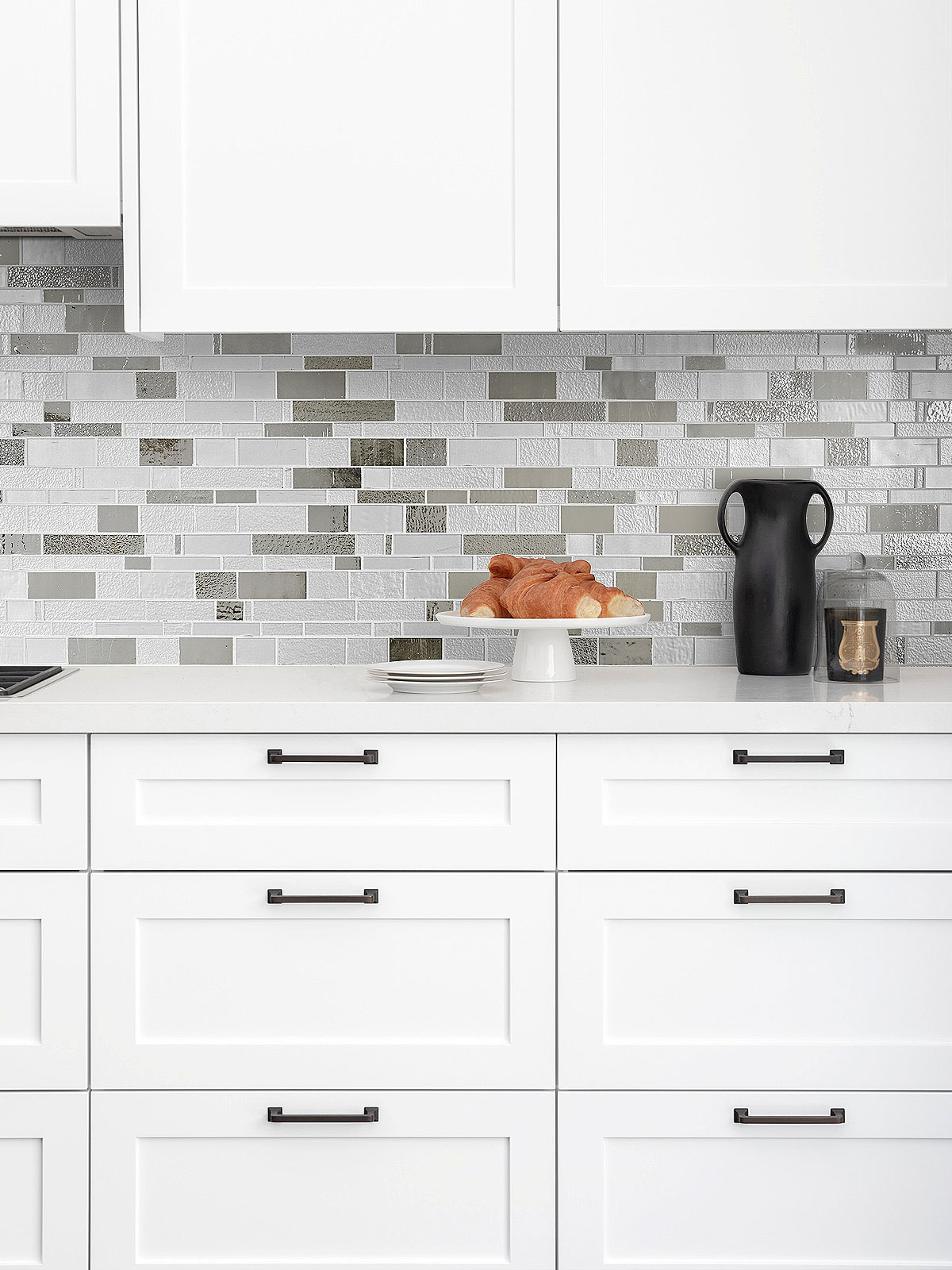 White Kitchen Cabinet with Diamond Glass Artisan Mosaic Tile BA7020