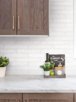 Marble Countertop with Milky White Glass Subway Backsplash Tile BA6707
