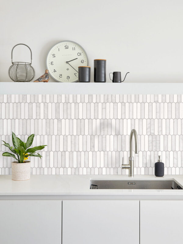 Modern Cabinets with Modern Picket White Gray Marble Backsplash Tile BA6321