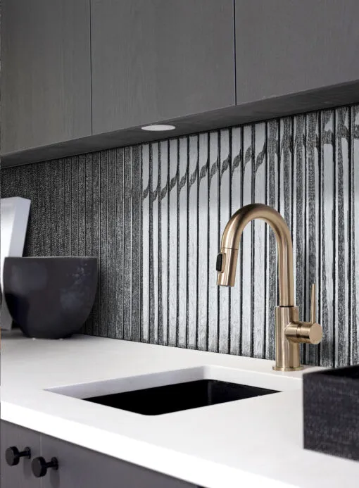 Shimmery Black Glass Modern Backsplash Tile BA8021 2