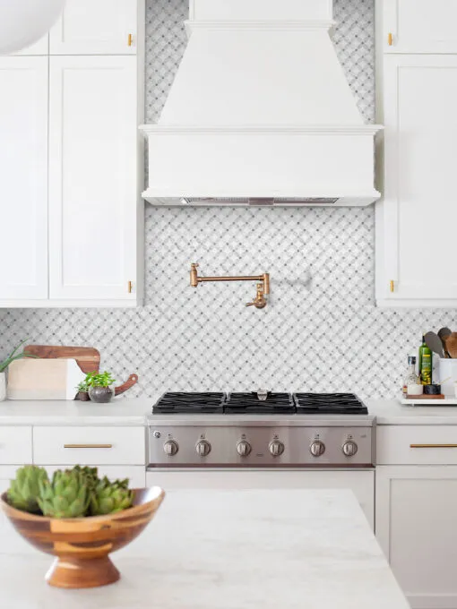 White kitchen cabinet flower marble mosaic tile BA45056