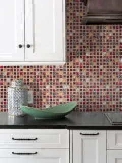 White caninets black countertop backsplash tile BA1105
