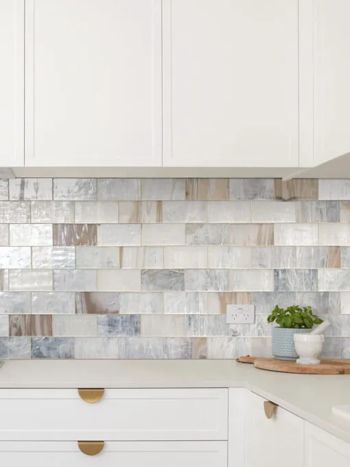 White Kitchen with Beige Brown Glass Tile BA7015 Subway